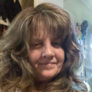 Meet your Posher, Davina